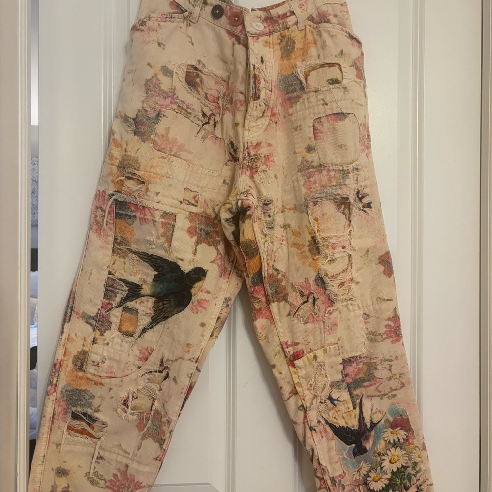 The Magnolia Pearl Miner Denim Bird & Floral Pants - Picture 5 of 5